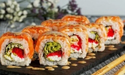 «Муракай» — тёплый характер японского вкуса: фирменный ролл от «МаМа МИА»